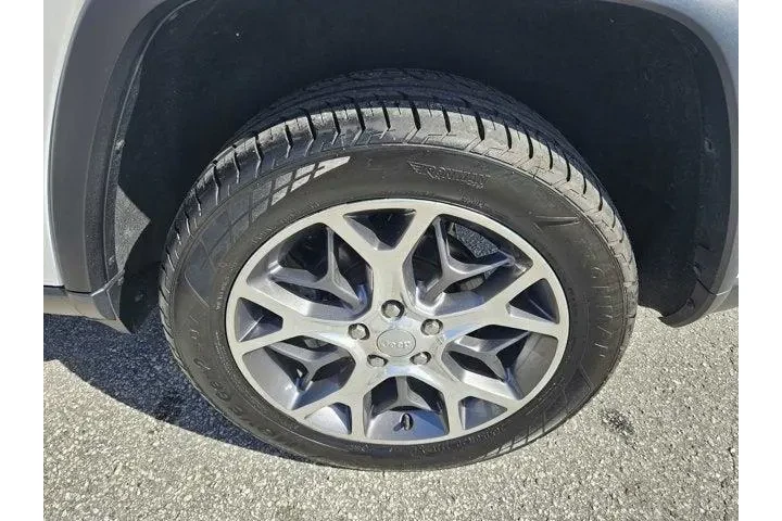 $30059 : Jeep Grand Cherokee WK 2022 image 8
