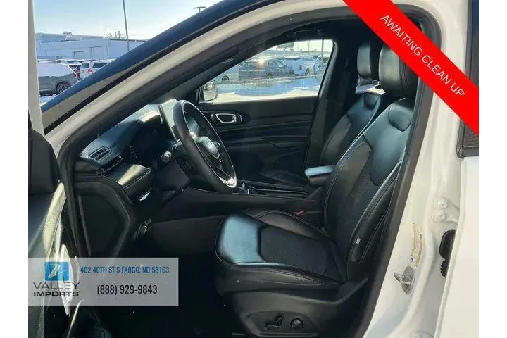 $24034 : Jeep Compass 2023 4x4 Latitu image 7