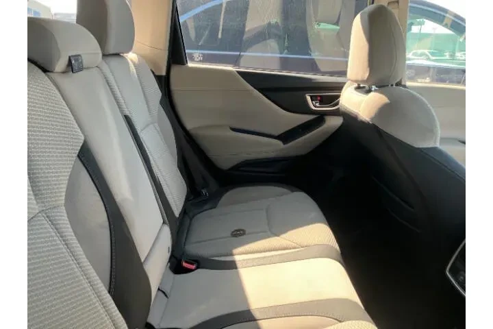 $20500 : 2019 Forester Premium image 6