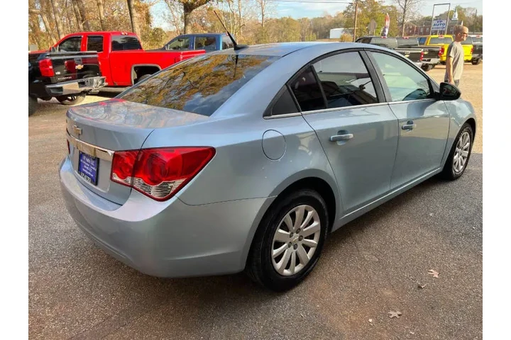 $5999 : 2011 Cruze LS image 5