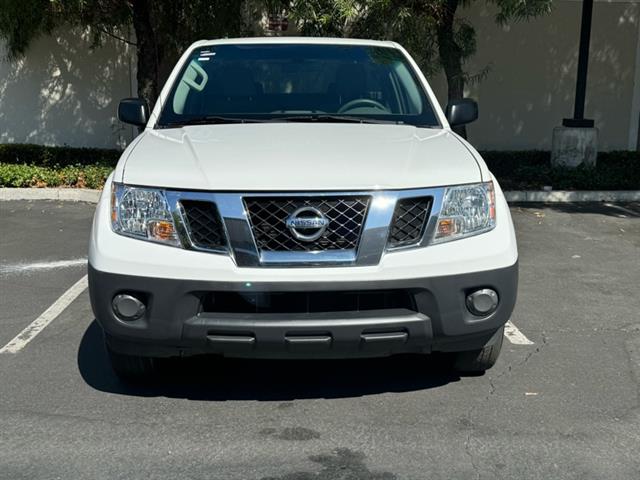 2019 Frontier 2WD King Cab I4 image 8