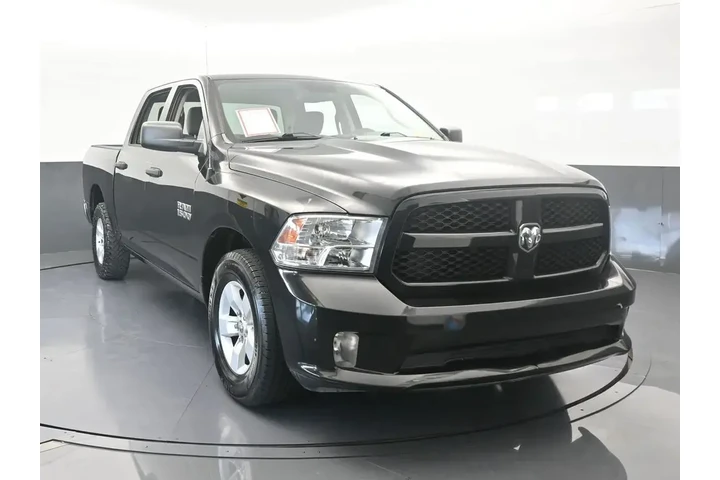 $17111 : Ram 1500 2018 4x2 Express 4d image 9