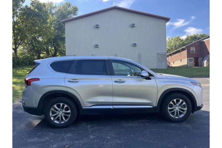 $10999 : 2019 Santa Fe SE 2.4L image 6