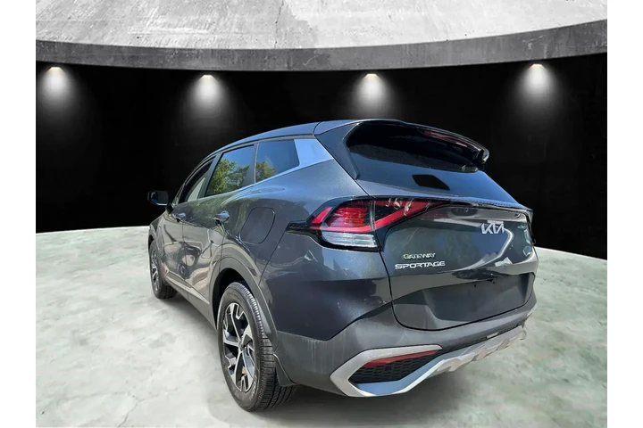 $22985 : Kia Sportage 2023 EX 4dr SUV image 4