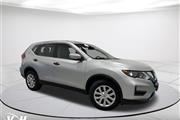 Pre-Owned 2020 Rogue S en Milwaukee