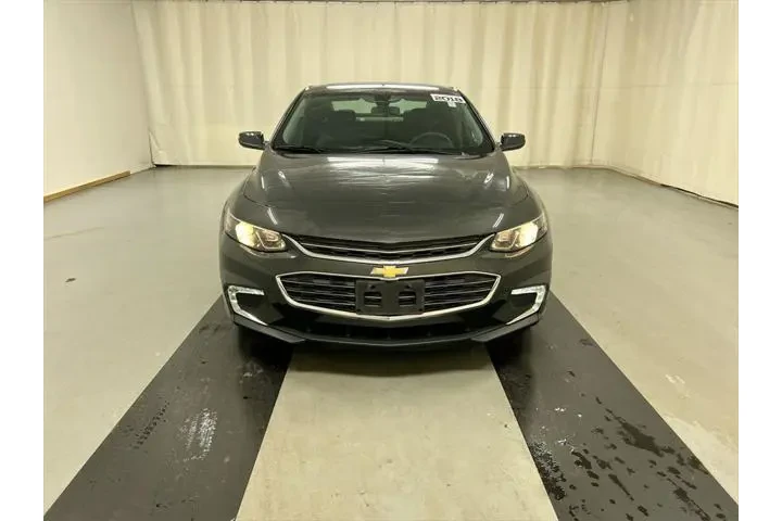 $12211 : Chevrolet Malibu 2018 LT 4dr image 3