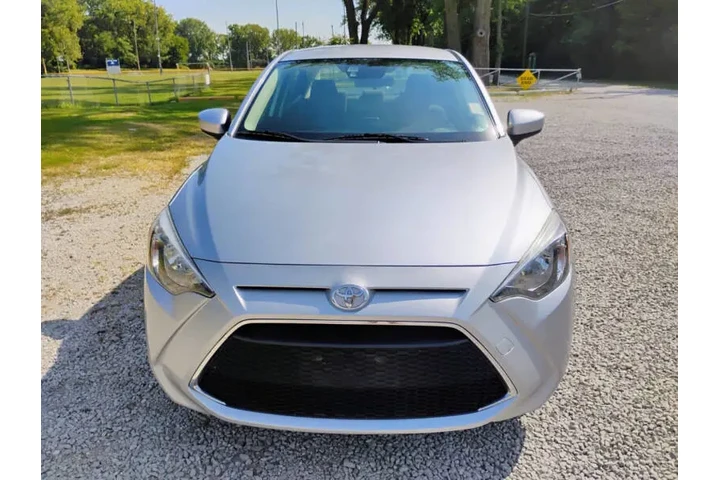 $15995 : 2020 Yaris L image 7