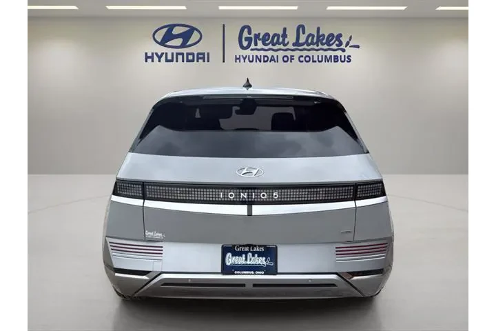 $26977 : Hyundai IONIQ 5 2024 AWD Lim image 4