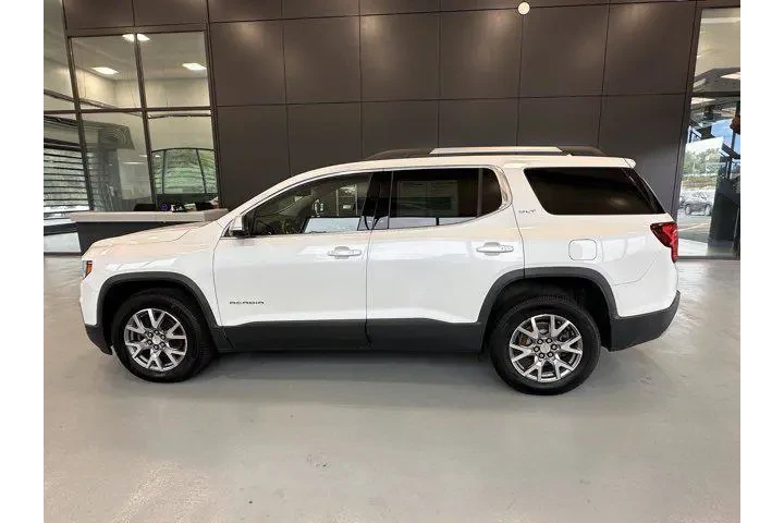 $17895 : GMC Acadia 2020 4x4 SLT 4dr image 3