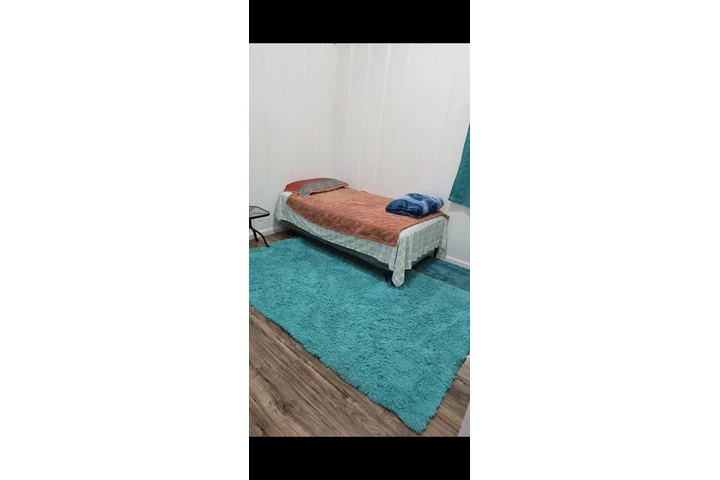 $700 : Recamara para una mujer image 1