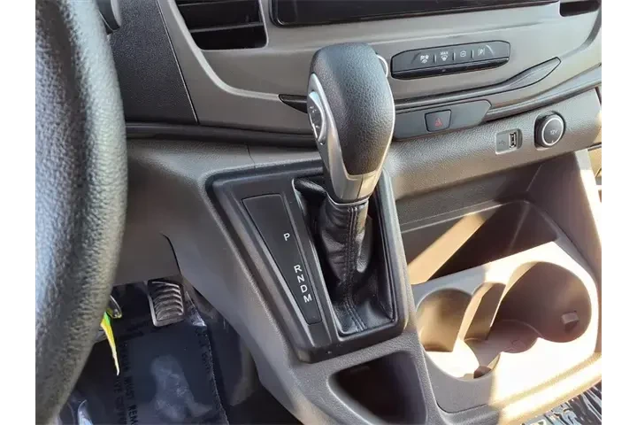 Ford Transit 2022 350 XL 3dr image 9