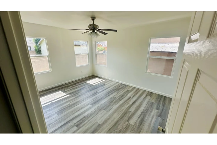 $2500 : Casa de Renta image 2
