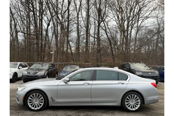 $11990 : 2017 BMW 7 Series 740i image 5
