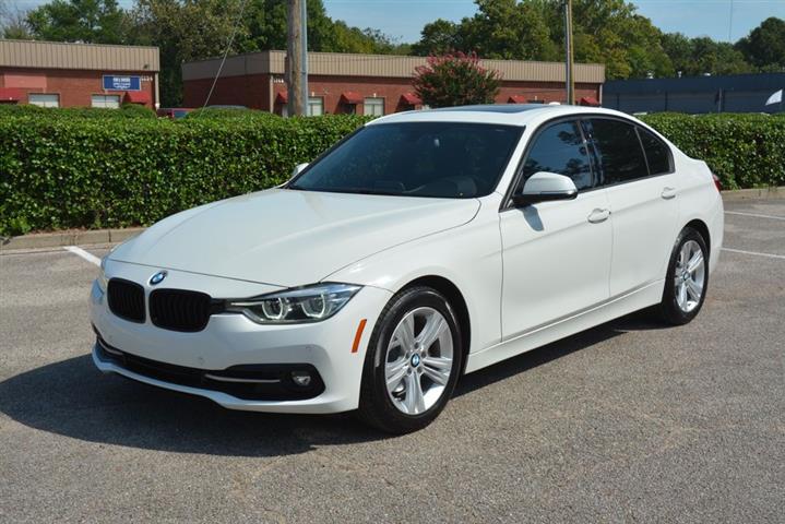 2016 BMW 3 Series 328i image 1