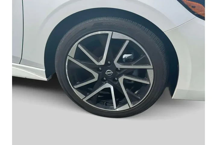 $20595 : Nissan Sentra 2025 SR 4dr Se image 8