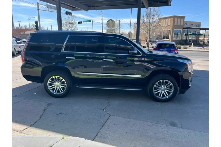 2016 Escalade Standard 2WD image 4