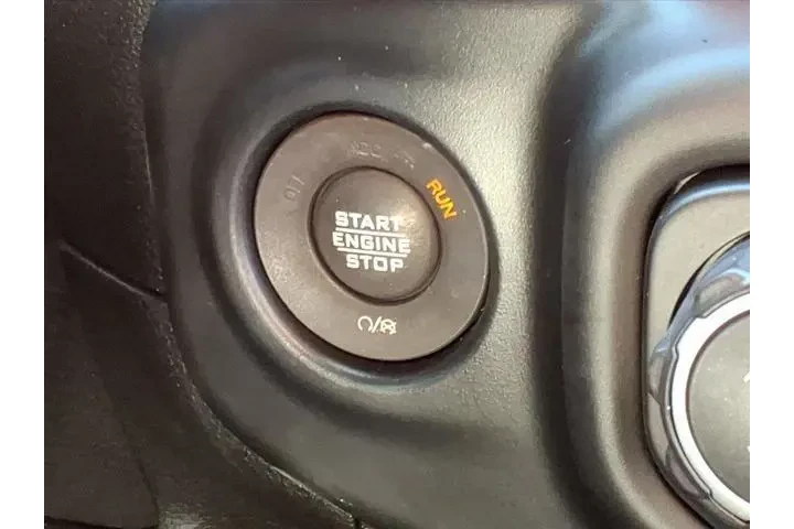 $32943 : Jeep Wrangler Unlimited 2021 image 10