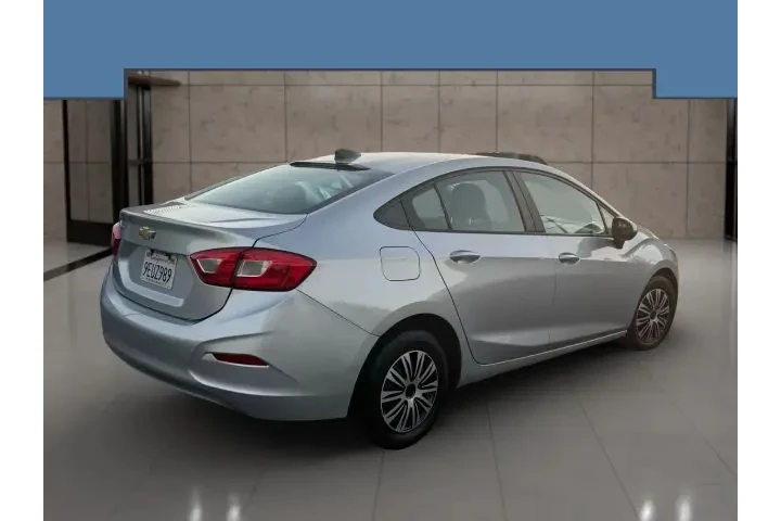2018 CRUZE image 5