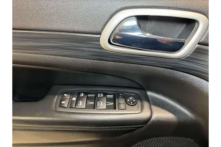 $20000 : Jeep Grand Cherokee 2020 4x4 image 8