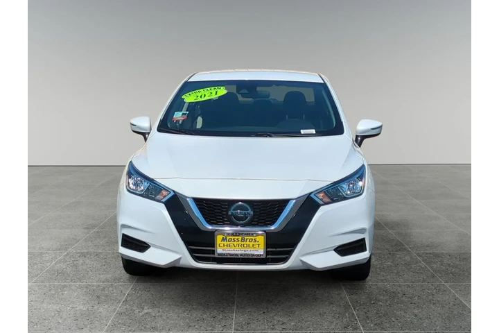 $16900 : Nissan Versa 2021 SV 4dr Sed image 9