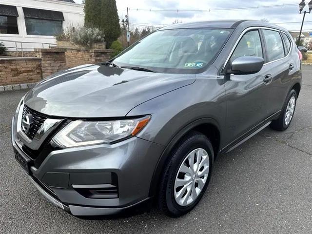 $16999 : Used 2017 Rogue AWD S for sal image 2