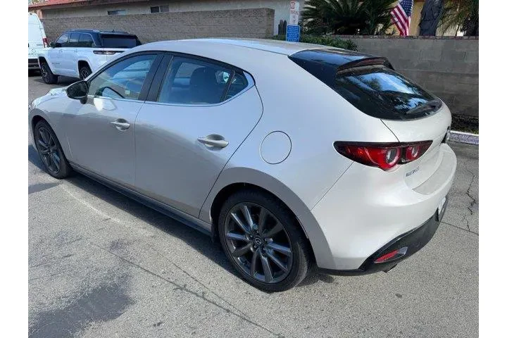 $19744 : Mazda Mazda3 Hatchback 2023 image 10