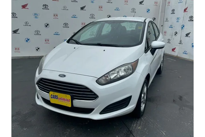 $8995 : 2017 Fiesta SE Sedan image 8