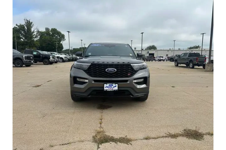 $36838 : Ford Explorer 2022 AWD ST 4d image 3