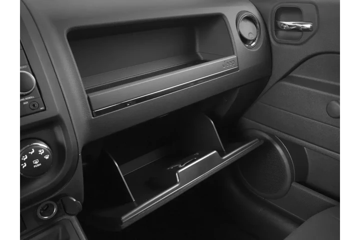 Jeep Patriot 2016 Sport 4dr image 10