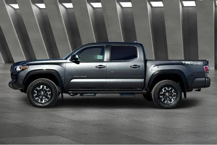 $36500 : Toyota Tacoma 2020 4x4 TRD O image 10
