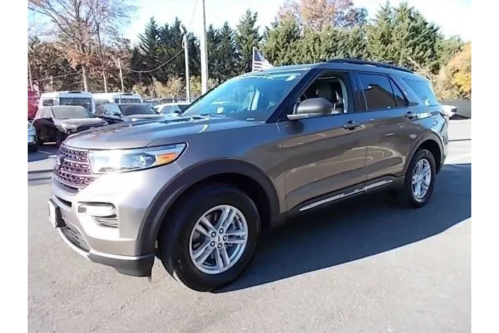 $31996 : Ford Explorer 2022 AWD XLT 4 image 1