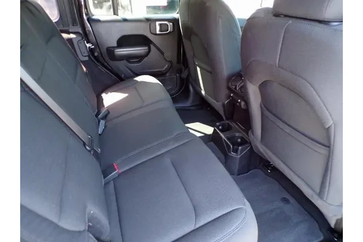 $20000 : Jeep Wrangler Unlimited 2021 image 10