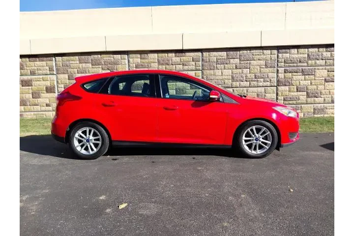 $7400 : Ford Focus 2016 SE 4dr Hatch image 3