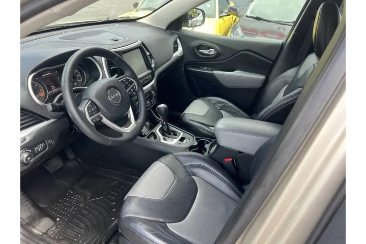 $11900 : 2014 Cherokee Limited image 8