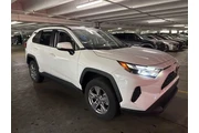 $30995 : Toyota RAV4 2024 XLE 4dr SUV thumbnail