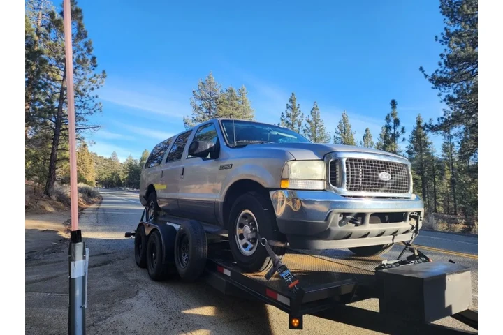 Towing car hauler image 8