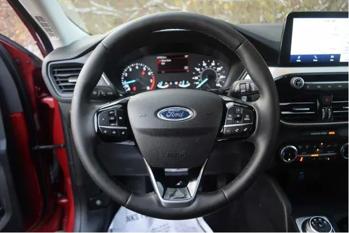 $20000 : Ford Escape 2022 AWD SE 4dr image 4