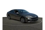 $23178 : Hyundai ELANTRA 2024 SEL 4dr thumbnail