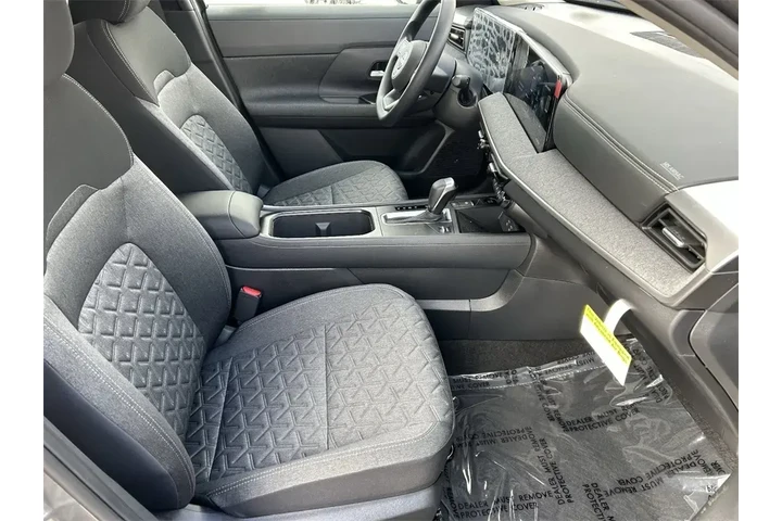 $26195 : Nissan Kicks 2026 SV 4dr Cro image 9