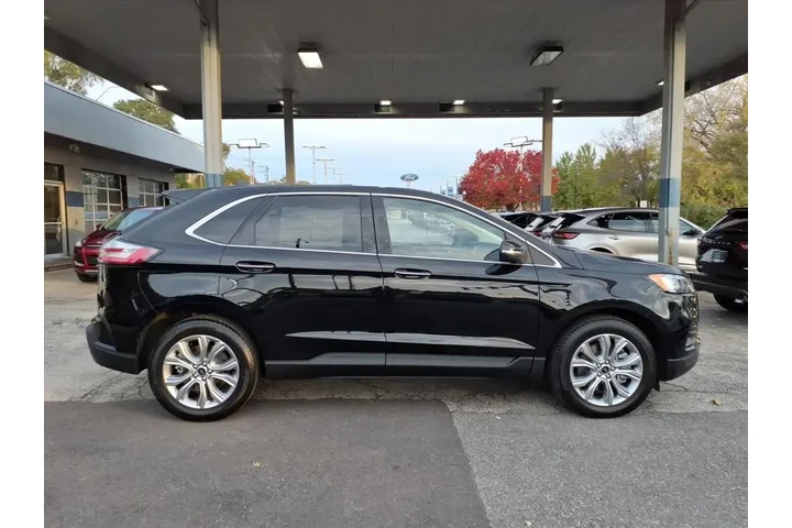 $28859 : Ford Edge 2023 AWD Titanium image 2