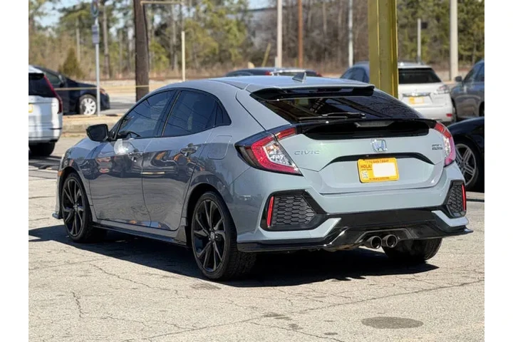 2017 Civic Sport Touring image 6