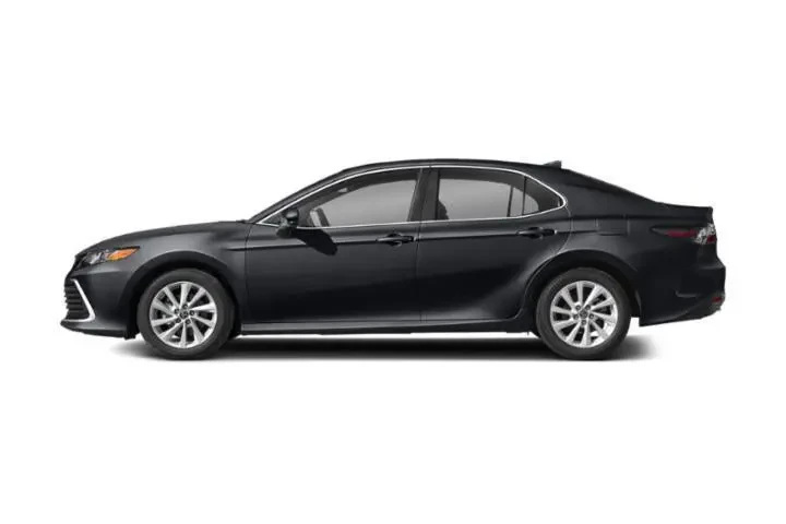 $24900 : Toyota Camry 2022 AWD LE 4dr image 2