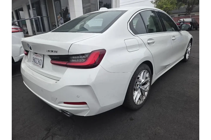 $34845 : BMW 3 Series 2025 330i 4dr S image 7