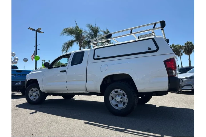 $22777 : 2019 Tacoma 2WD SR image 4