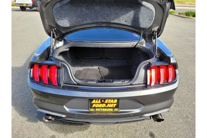 $20900 : Ford Mustang 2020 EcoBoost 2 image 10