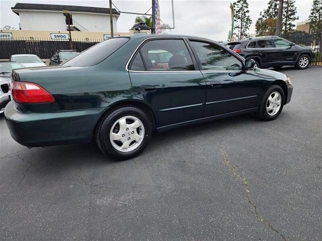 $3995 : 2000 Accord Sedan image 4