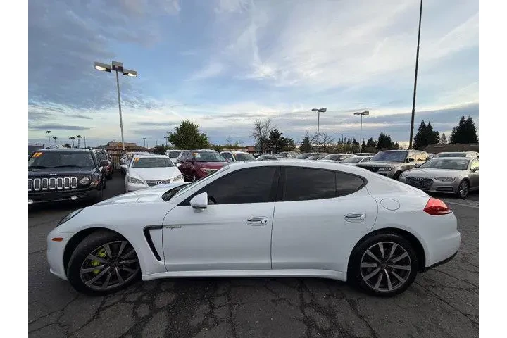 $30999 : Porsche Panamera 2016 S E-Hy image 4