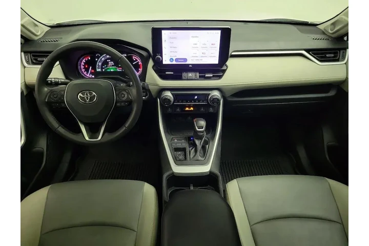 $28998 : Toyota RAV4 2023 XLE Premium image 9