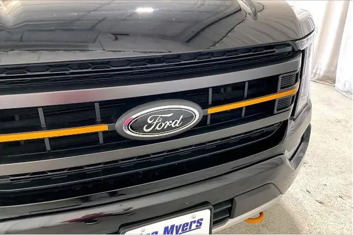 $34991 : Ford F-150 2023 4x4 XL 4dr S image 7