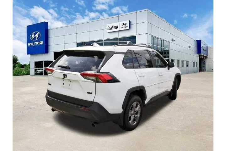 $25191 : Toyota RAV4 2024 XLE 4dr SUV image 6